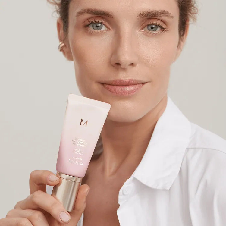 BB Cream Signature Real Complete EX - Тональный BB крем SPF30/PA++ "Шелковистое сияющее покрытие" тон 23, 45 г
